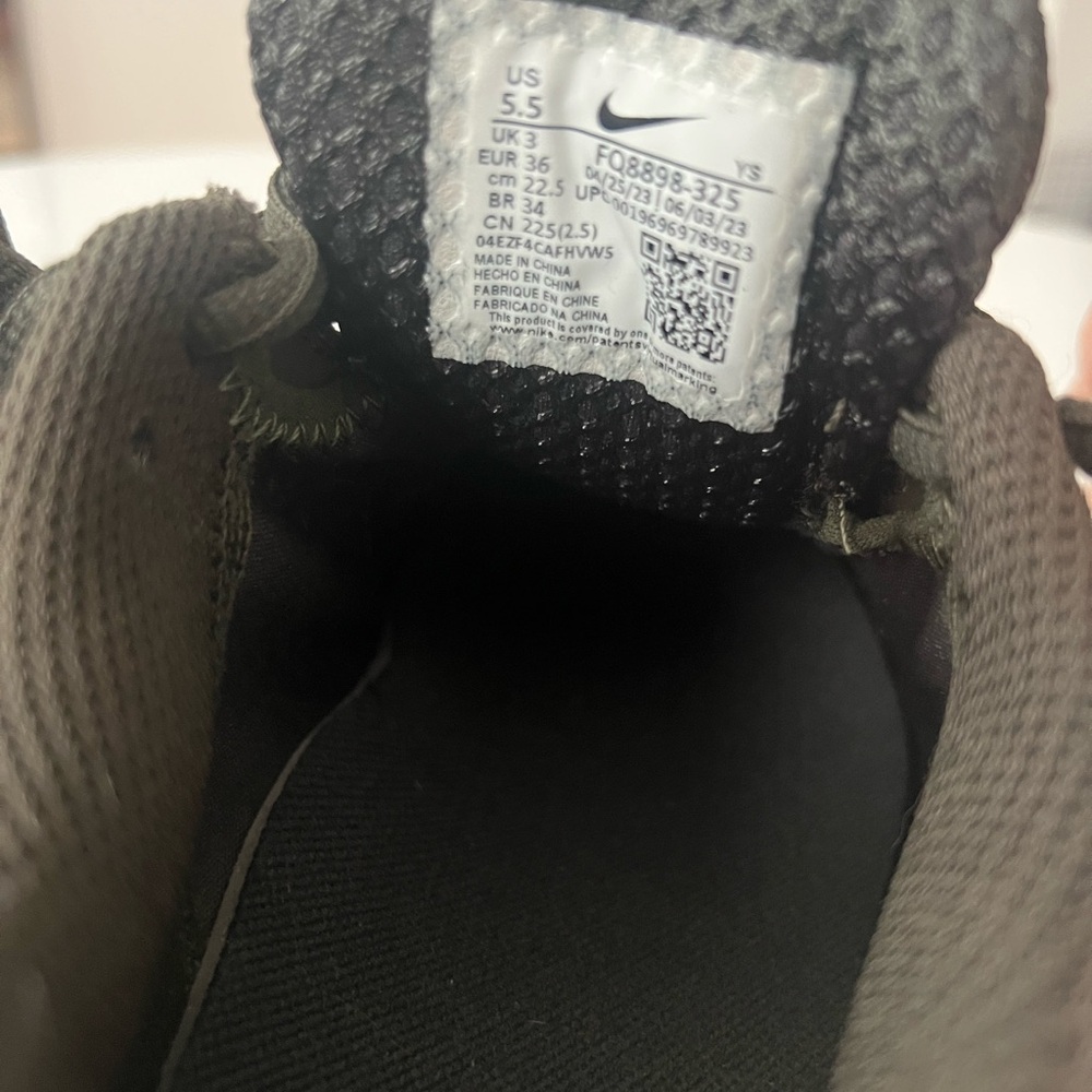 Nike Zoom Vomero 5 - Picture 7 of 7